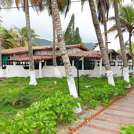 Playa El Agua Hotel Golden Paradise מראה חיצוני תמונה