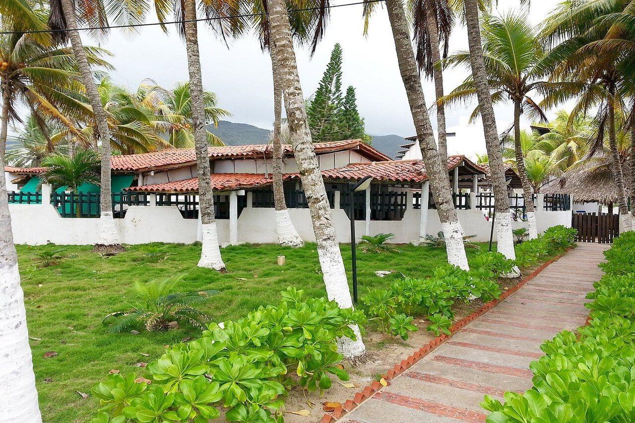 Playa El Agua Hotel Golden Paradise מראה חיצוני תמונה