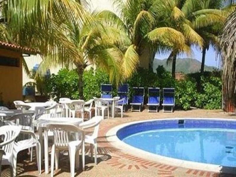 Playa El Agua Hotel Golden Paradise מראה חיצוני תמונה