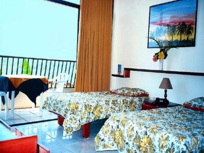 Playa El Agua Hotel Golden Paradise מראה חיצוני תמונה