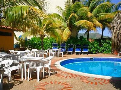 Playa El Agua Hotel Golden Paradise מראה חיצוני תמונה